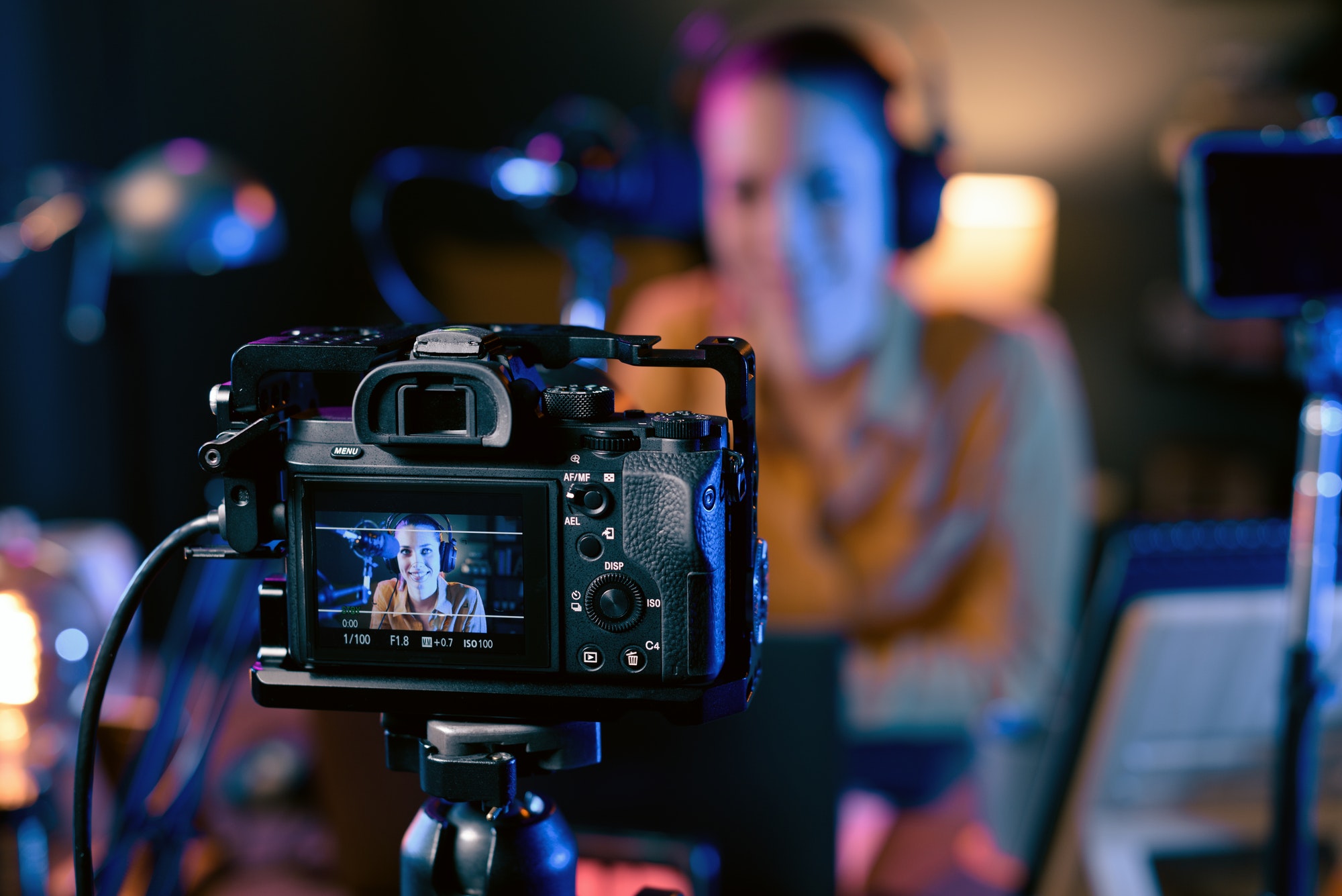 youtuber-recording-her-video-in-the-studio.jpg